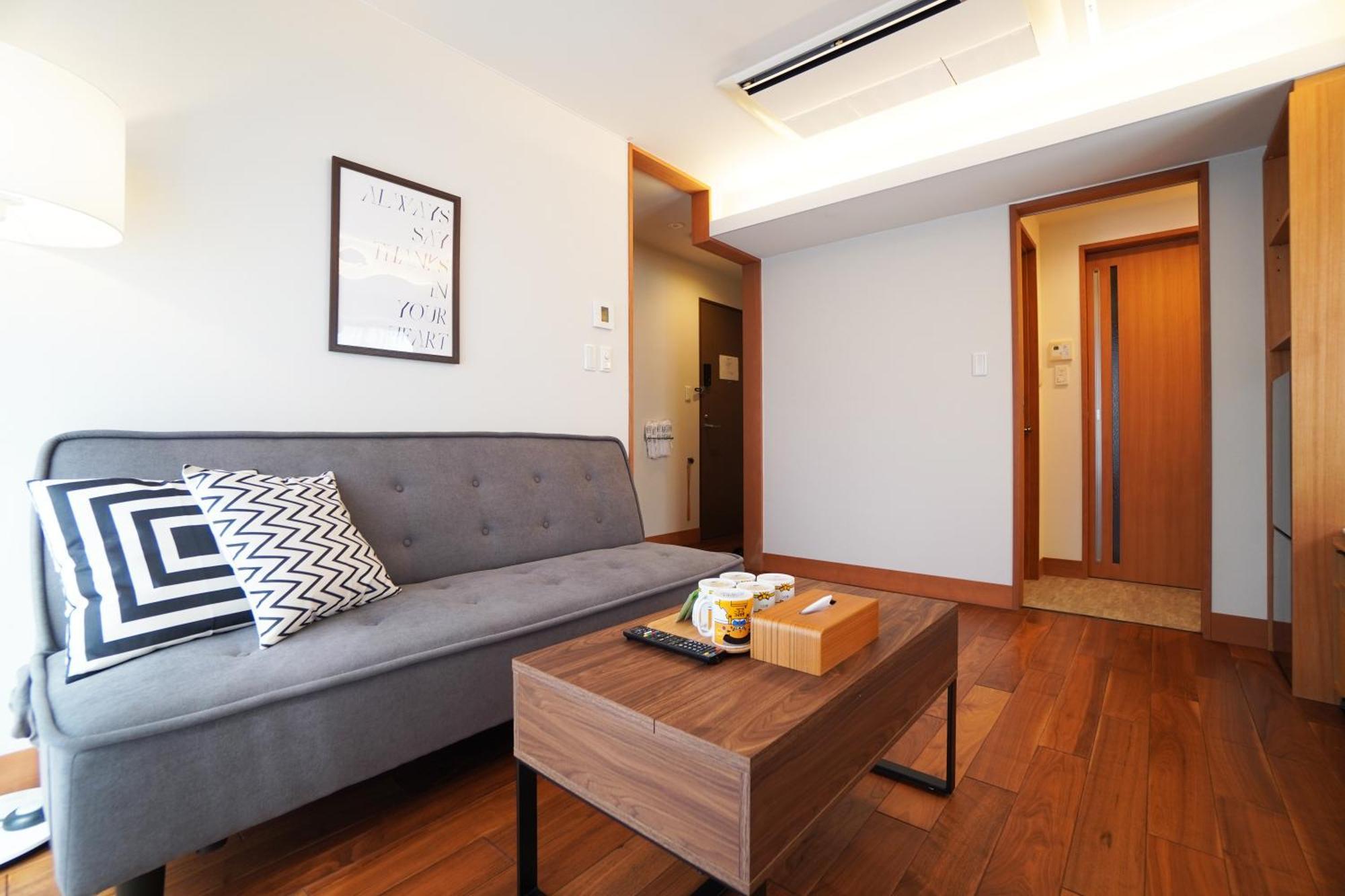 Tsurigane Building Apartment Osaka Bagian luar foto